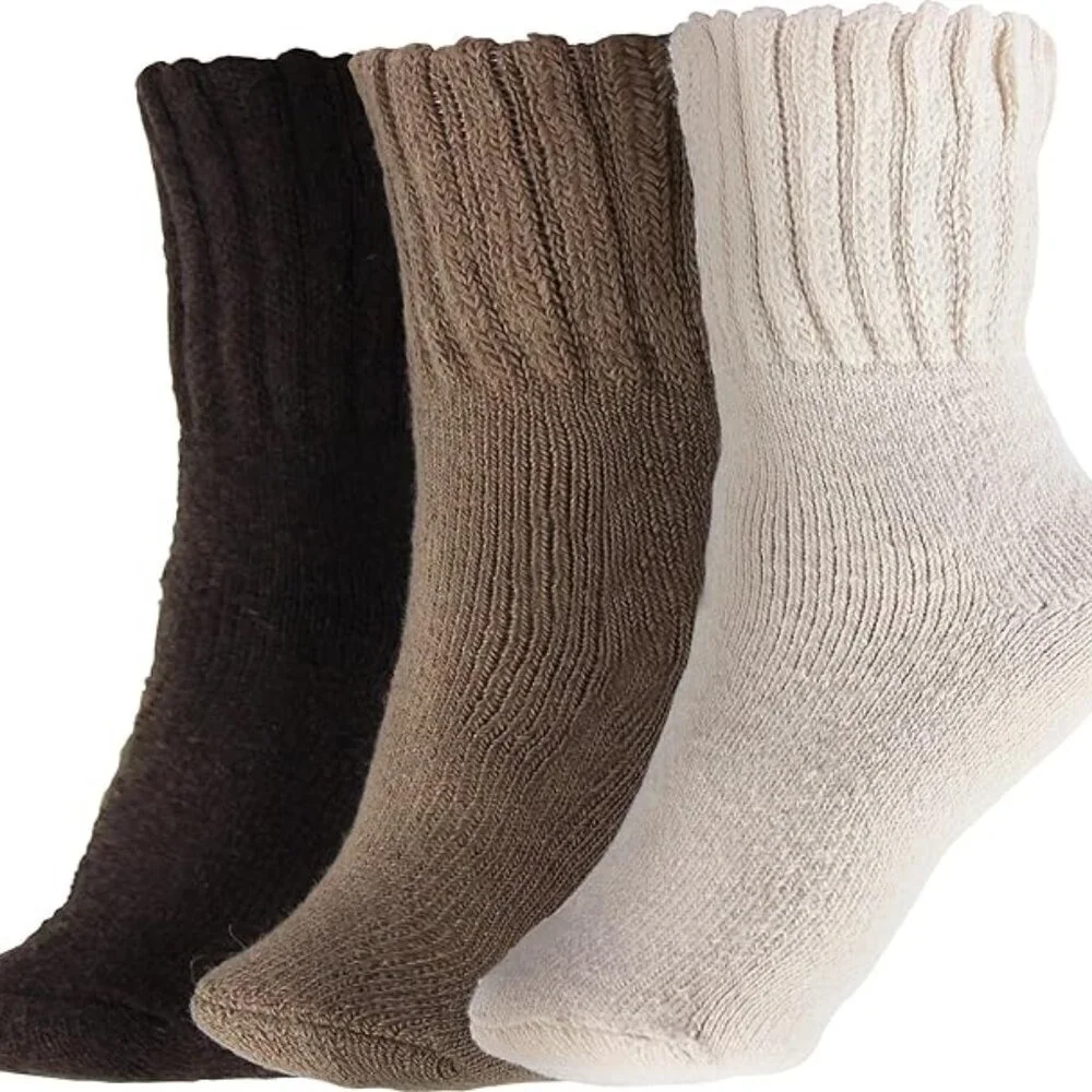 Women's Winter Boots Socks Thick Warm Cozy Crew Socks Solid Color Gifts
